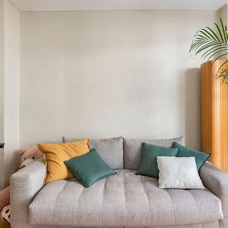 Renovated In Faidherbe דירה